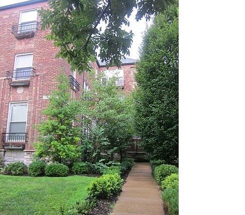 2nd image of 715 Westwood Dr APT 3W