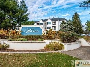 1312 Waterford Dr, Edison, NJ