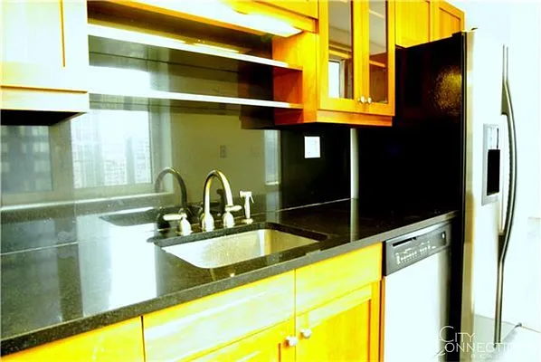 Rented by City Connections Realty | media 40