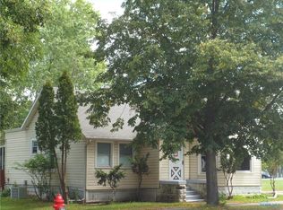 907 S Main St, Bryan, OH 43506