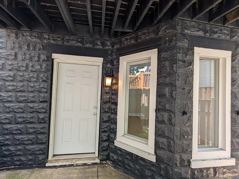 3257 N Oakley Ave #1 — Photo 3