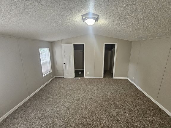 5th image of 1682 Southwood St
