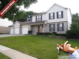 8253 Beller Rd, Woodridge, IL 60517