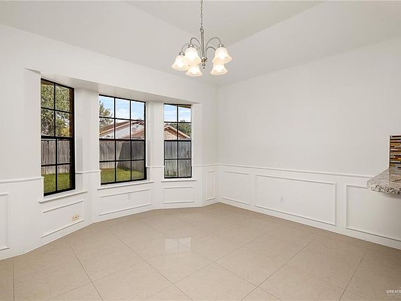 4th image of 1412 Eagle Ave