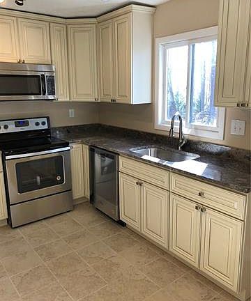 5th image of 2112 Rocky Point Pkwy