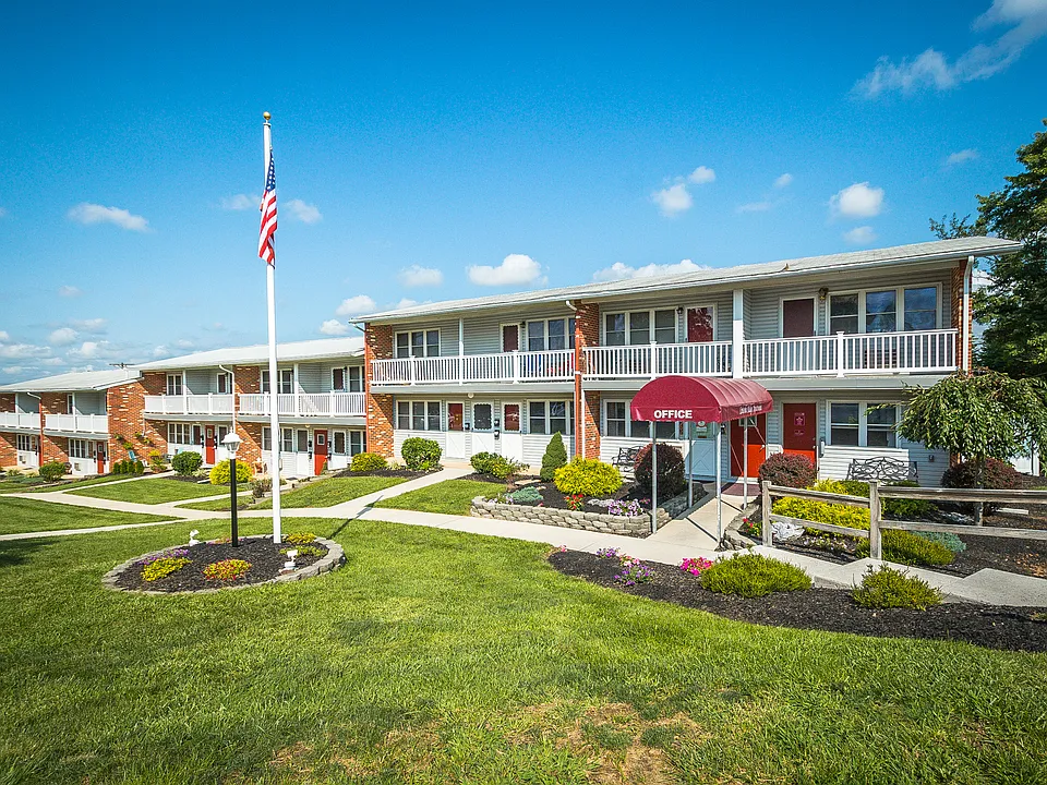 Lincoln Ridge Apartments