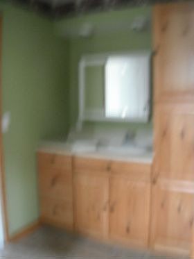 4th image of 826 SE Taas Cv