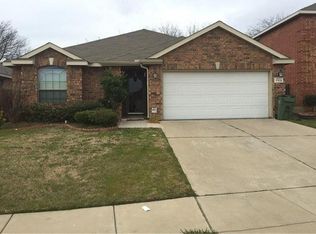 7312 Fossil Creek Dr, Arlington, TX 76002