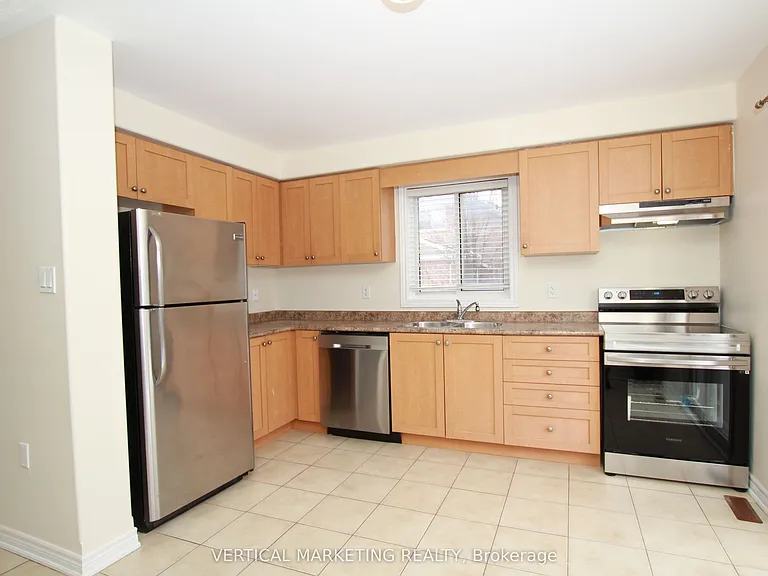 35 Buchanan Dr — Photo 14