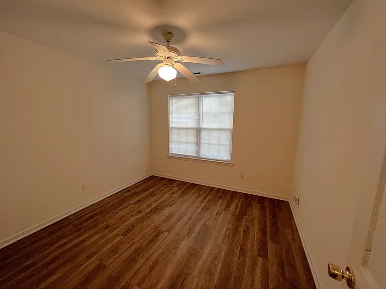 408 Saint Rosea Rd — Photo 6