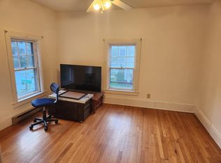 183 Prospect St, Northampton, MA 01060