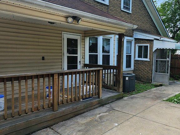 4th image of 7505 Harvard Ave #2