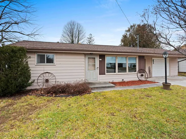 309 N Wall St, Denmark, WI 54208