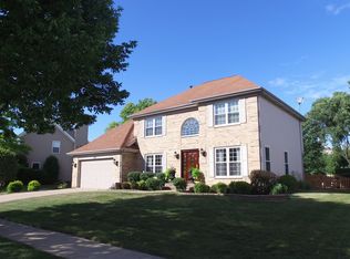 849 Alleghany Rd, Grayslake, IL 60030