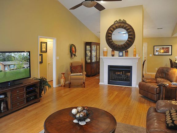 2nd image of 7040 Wrens Creek Ln