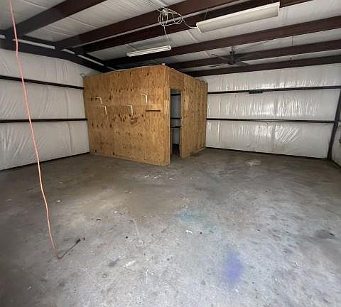 5th image of 1001 Cervantes St