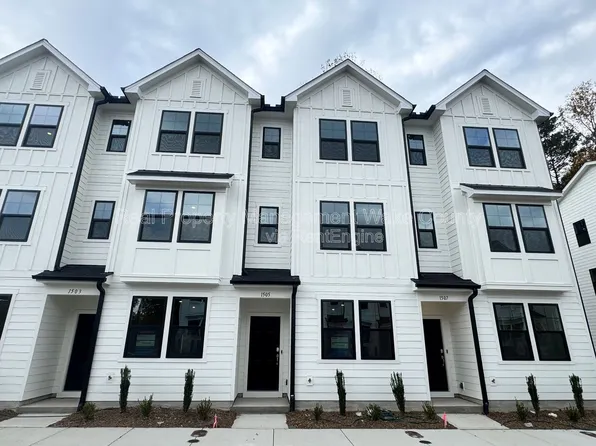 1507 Crescent Townes Way, Raleigh, NC 27604
