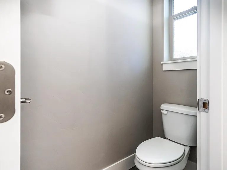 63063 NE Fairey Ct — Photo 12