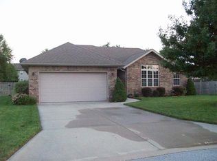 1002 Jendel St, Nixa, MO 65714