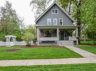 535 Glenview Ave, Oconomowoc, WI 53066