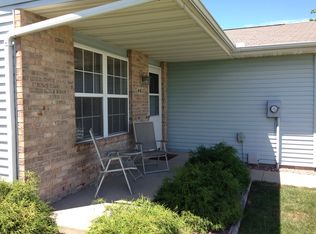 4411 Venetian Dr, Springfield, IL 62703