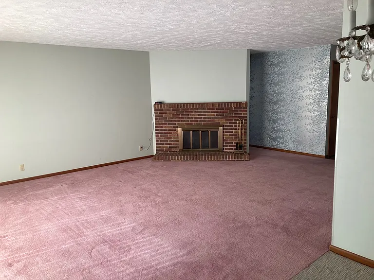 4924 Cresthaven Dr — Photo 4
