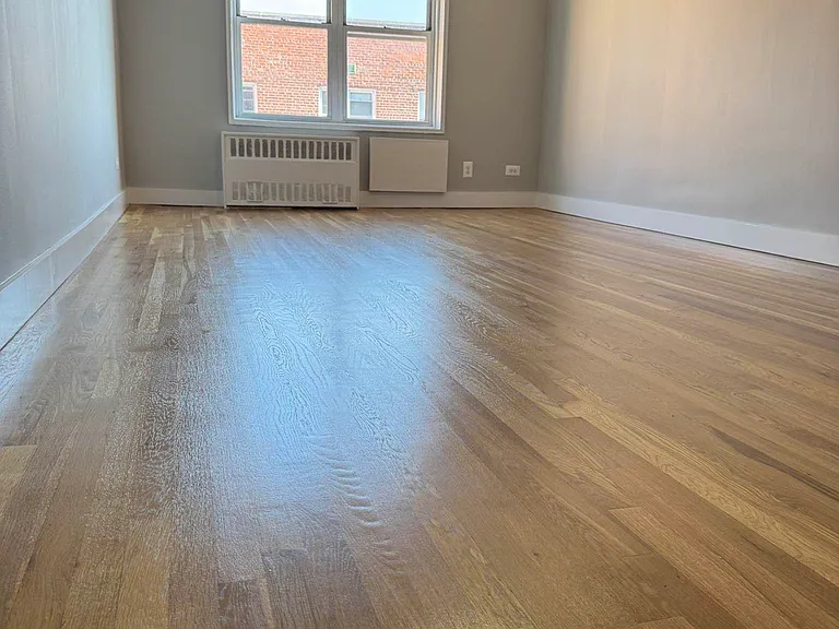 56-10 94th St #6U — Photo 2