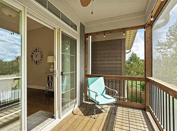 3rd image of 14837 Meadow Ln