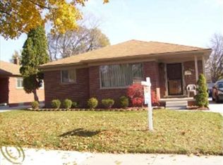23880 Jerome St, Oak Park, MI 48237