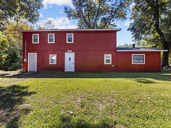 2nd image of 21930 Pine Cone Ln