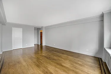 Rented by R New York