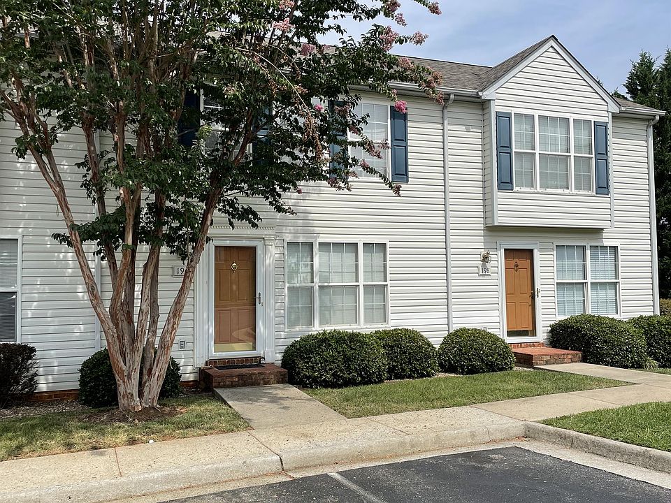 1st image of 194 Mulberry Cir #1