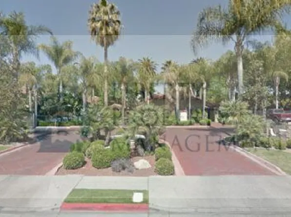 2881 E Huntington Blvd, Fresno, CA