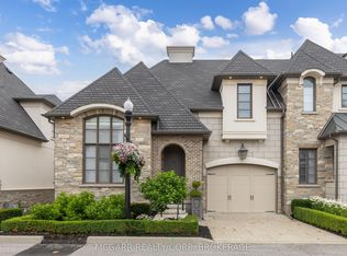 11 Arbourvale Cmn, Saint Catharines, ON L2T0A6