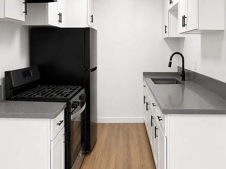 13238 Vanowen St #8 — Photo 6
