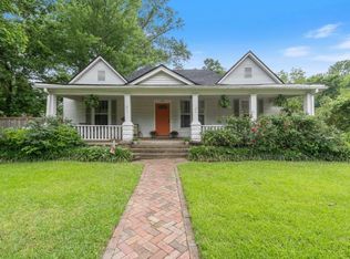 1723 Caldwell St, Conway, AR 72034