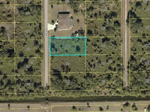404 North AVE, LEHIGH ACRES, FL 33972