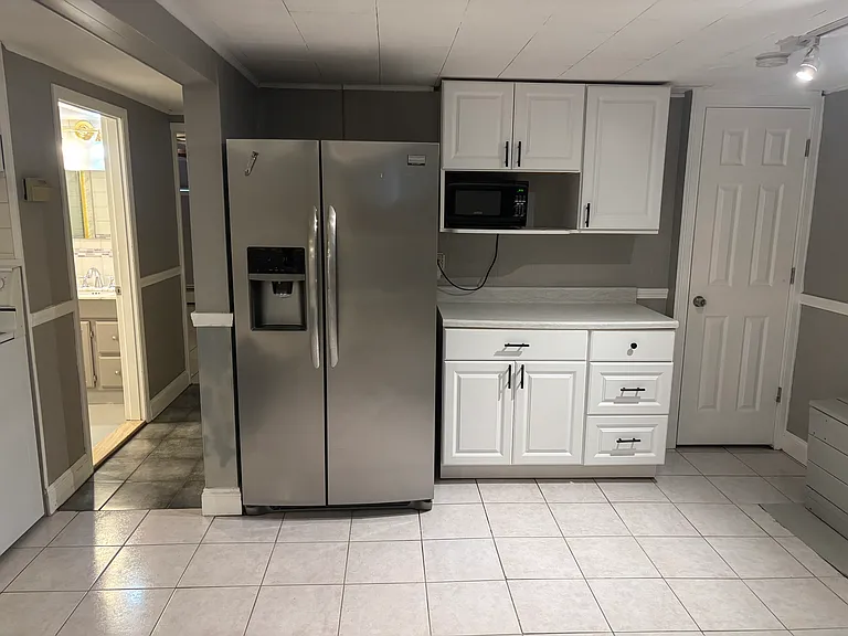 71 Leitha Dr — Photo 4