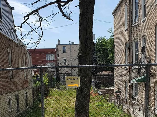 2132 S Fairfield Ave, Chicago, IL 60608