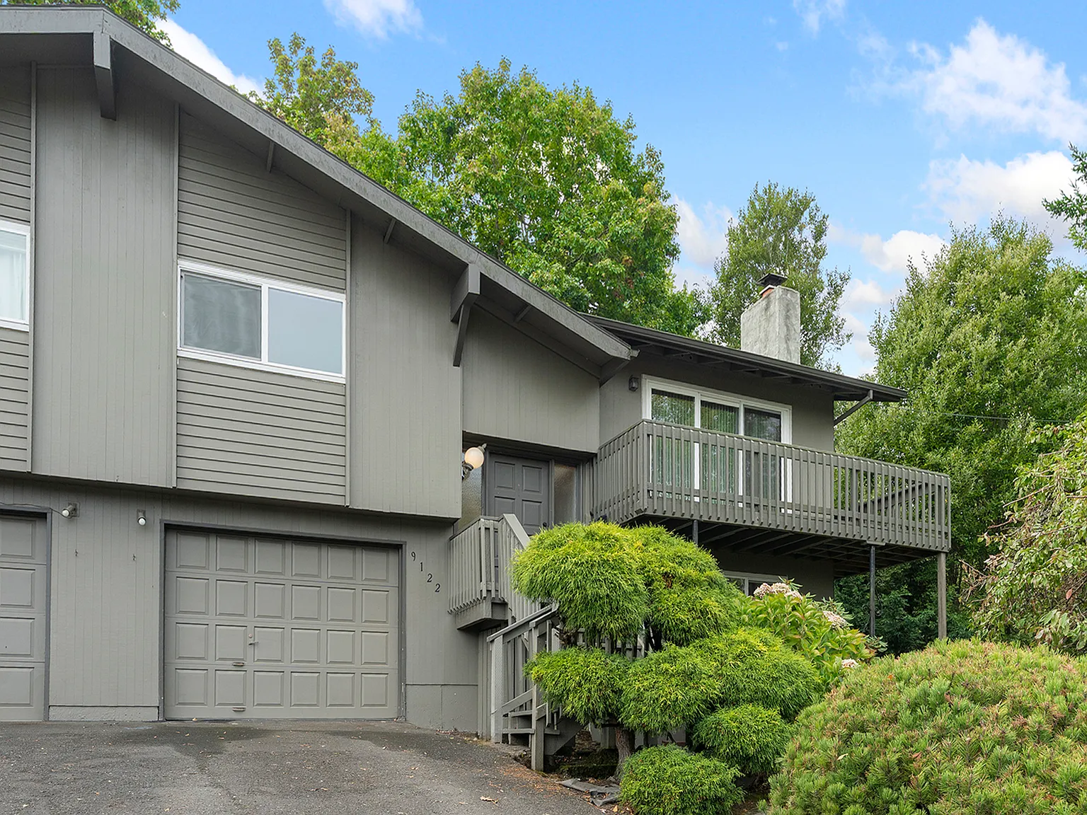 3 bed, 2200 sqft, $3,400 — Photo 1