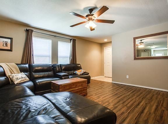 5th image of 12604 Skeeter Dr