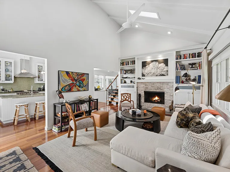 12 Partridge Dr — Photo 8
