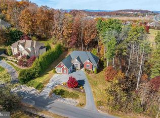 124 Steeplechase Dr, Penn Laird, VA 22846