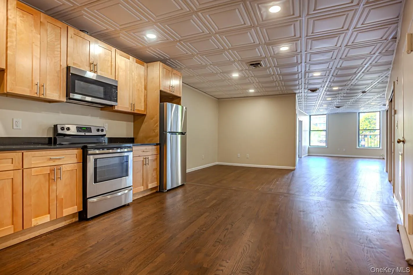 1 bed, 1.0 bath, 1300 sqft, $2,750 — Photo 3