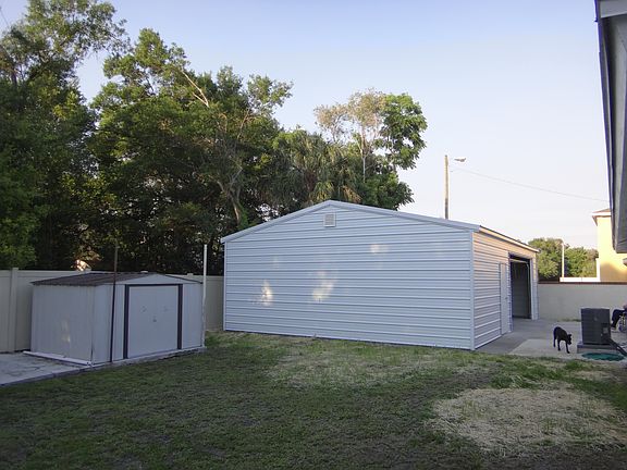 2nd image of 3805 W Tyson Ave
