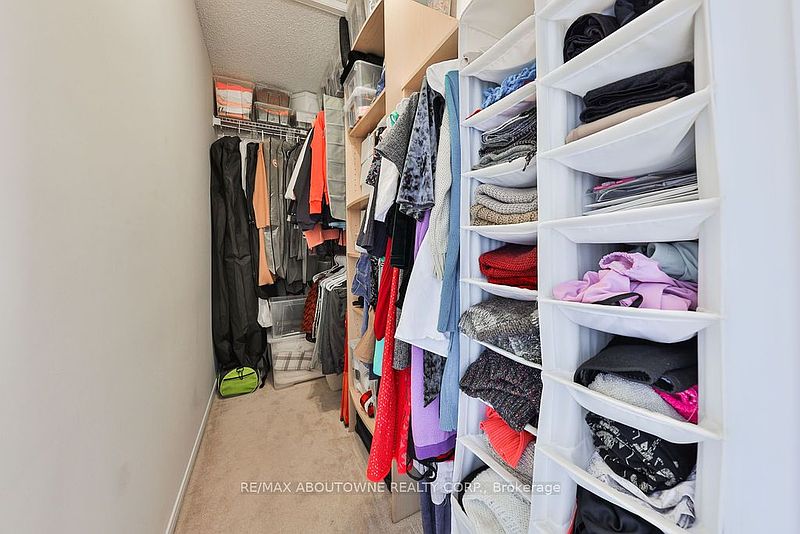 Burlington House for rent - 3 Bedrooms — photo 22