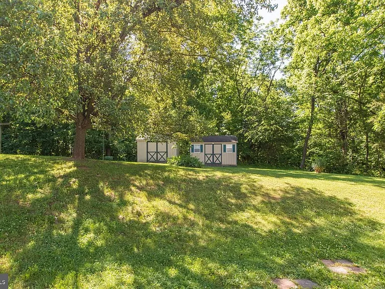 874 Oakdale Dr — Photo 19