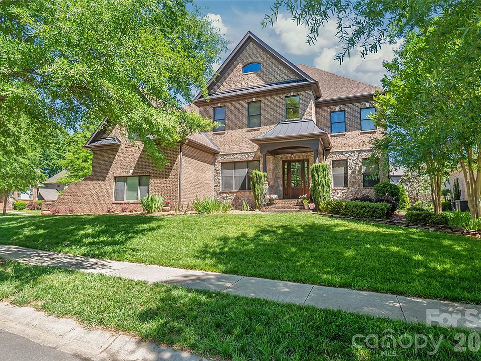 1st image of 3621 McPherson St