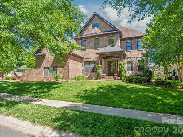 3621 McPherson St, Waxhaw, NC 28173