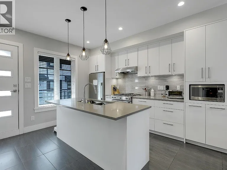 806 Gauthier Ave #102 — Photo 3